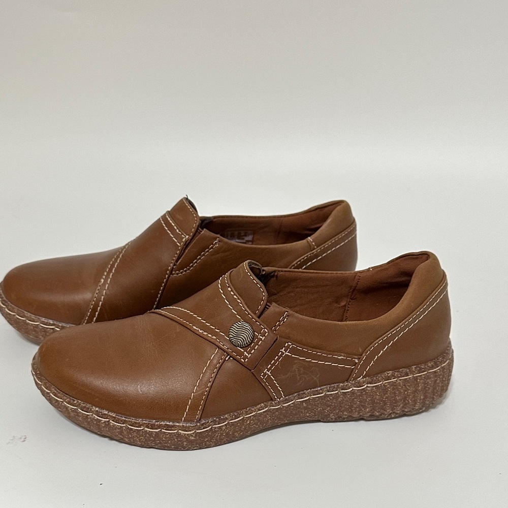 Clarks Tan Leather Caroline Pearl slip on - Picture 5 of 6